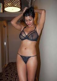 adana-escort-otelde-evde-gorusen-kadin