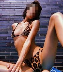 adana-sarisin-azgin-escort-bayan-iris